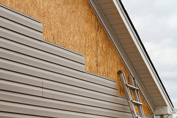 Professional Wood Siding technician working in Matawan, NJ
